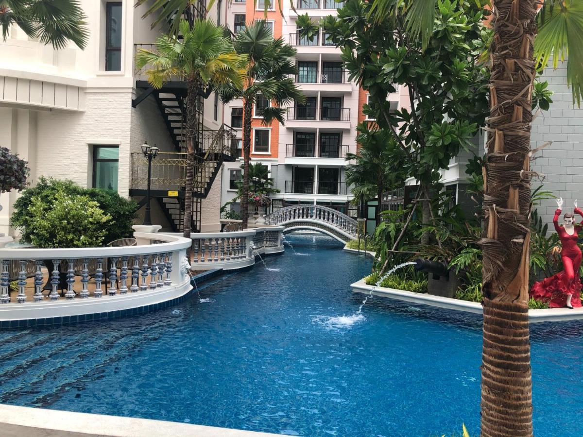 Espana Condo Resort Pattaya Evt Джомтиен Бийч Екстериор снимка