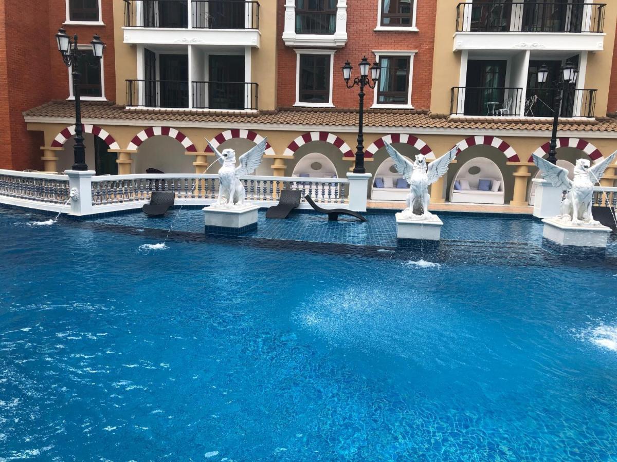Espana Condo Resort Pattaya Evt Джомтиен Бийч Екстериор снимка