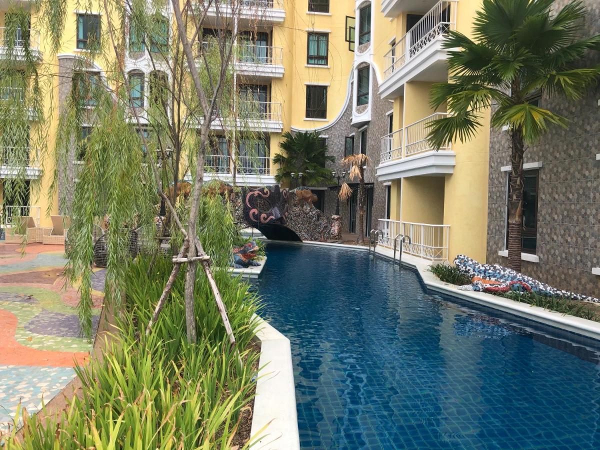 Espana Condo Resort Pattaya Evt Джомтиен Бийч Екстериор снимка