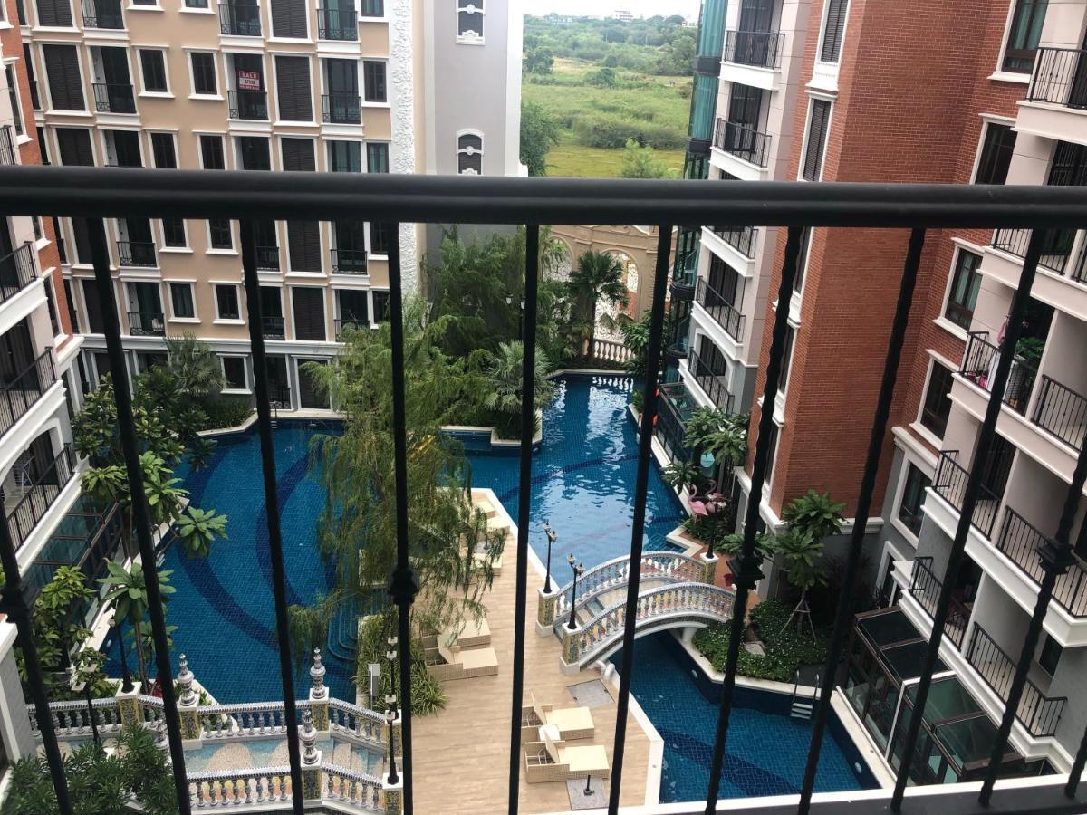 Espana Condo Resort Pattaya Evt Джомтиен Бийч Екстериор снимка