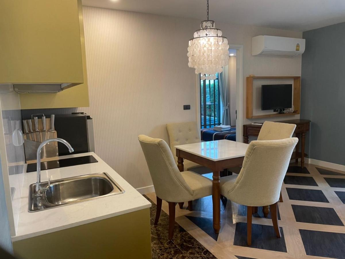 Espana Condo Resort Pattaya Evt Джомтиен Бийч Екстериор снимка