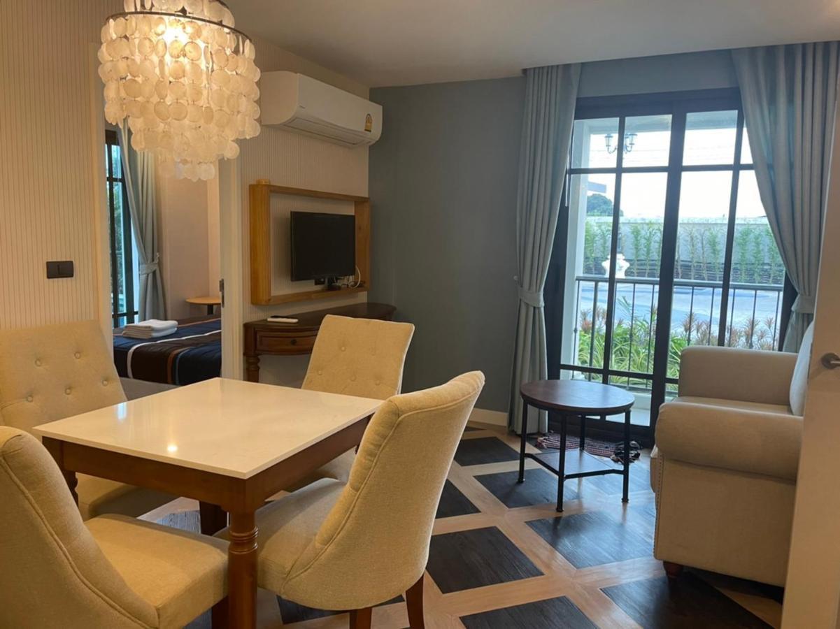Espana Condo Resort Pattaya Evt Джомтиен Бийч Екстериор снимка